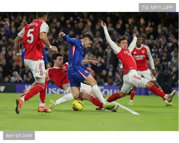 英超豪门锁定新星,转会争夺白热化,签约在即引关注 英超豪门锁定新星,转会争夺白热化,签约在即引关注