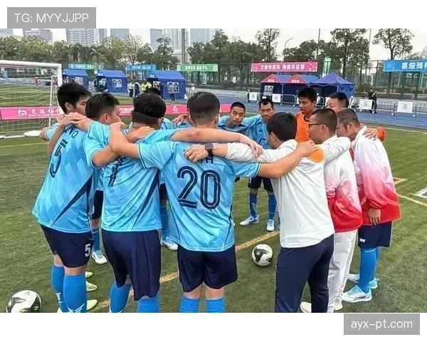 特奥防守能力显著提升,助力球队表现稳步攀升再创佳绩 特奥防守能力显著提升,助力球队表现稳步攀升再创佳绩