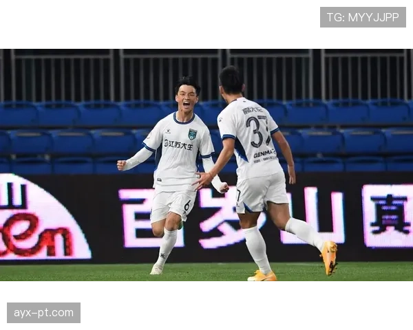 匈牙利中场铁三角闪耀国际赛场，助球队强势崛起