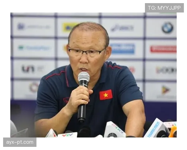 越南队主帅朴恒绪宣布辞职，未来动向引发广泛关注