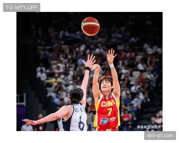 杨力维打球那架势，场上拼命，场下花光月薪果然不是盖的！